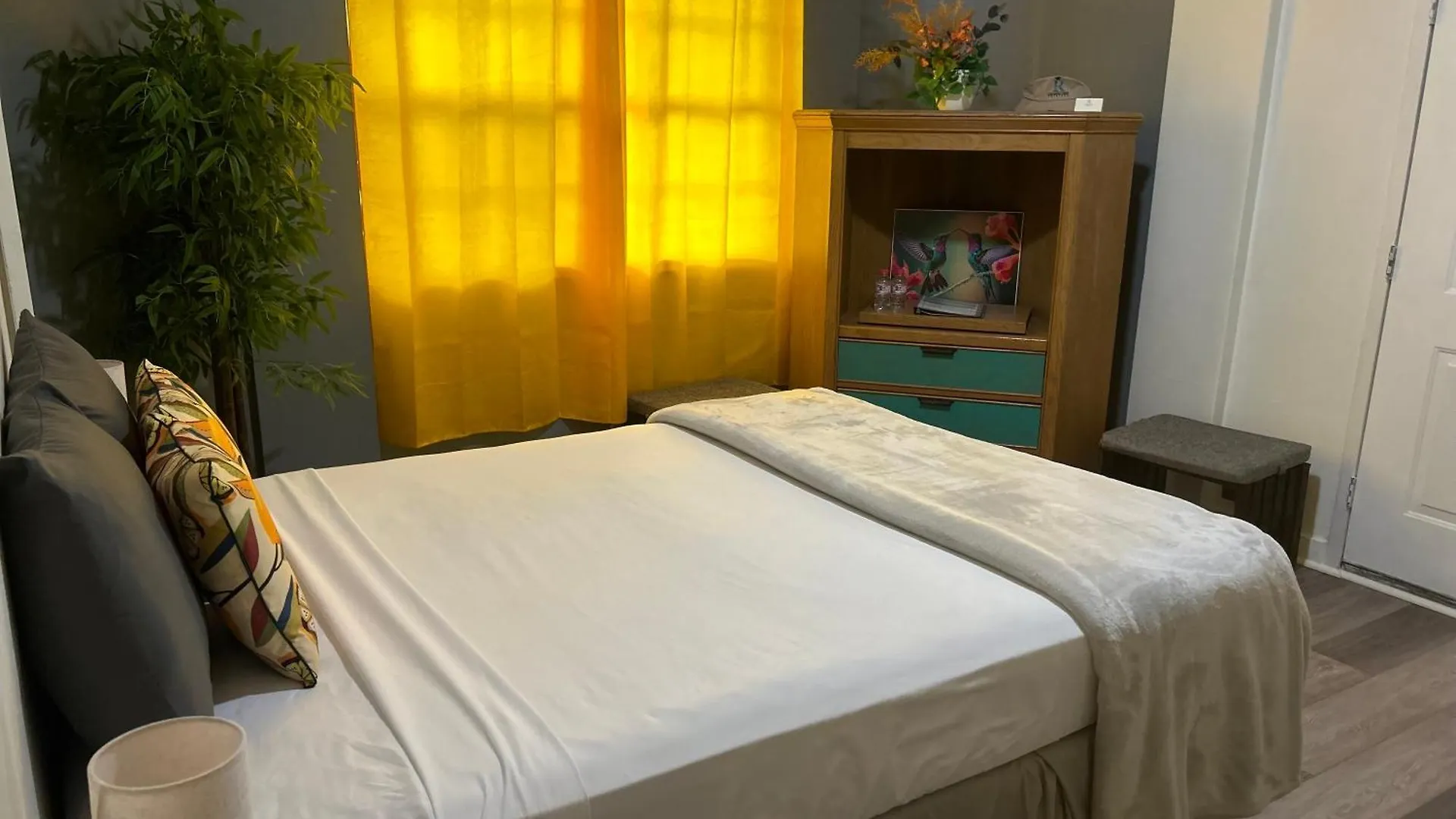Bed and Breakfast The Royal Nest Trinidad à Diego Martin 0*,
