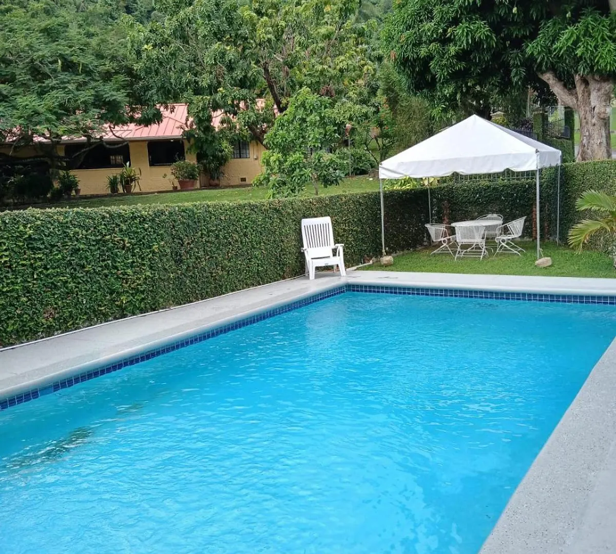 مبيت وإفطار Diego Martin The Royal Nest Trinidad فندق مبيت وإفطار